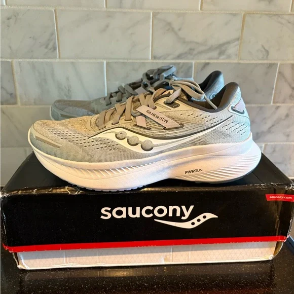 Saucony Guide 16 - Running Shoe - Picture 2 of 4